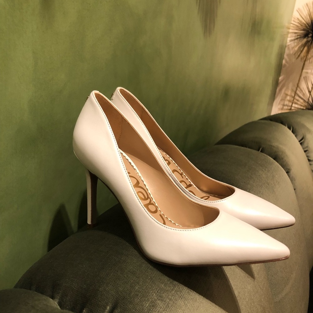 *LIKE NEW* Sam Edelman White pumps style Hazel